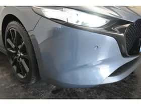 Mazda 3 thumbnail 18