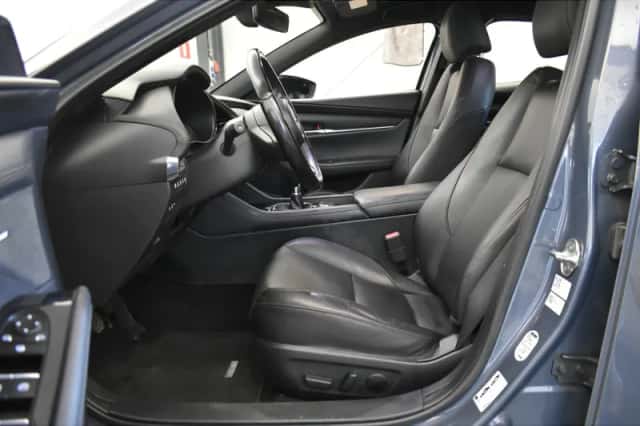 Mazda 3 (2020) thumbnail 4