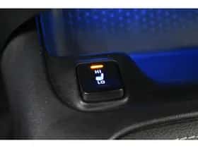 Toyota Corolla (2022) thumbnail 7