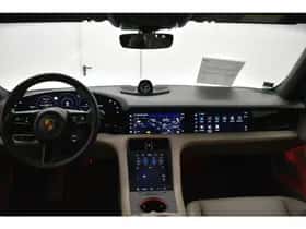 Porsche Taycan (2022) thumbnail 23
