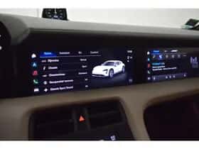 Porsche Taycan (2022) thumbnail 25