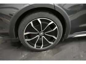 Porsche Taycan (2022) thumbnail 39