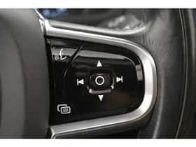 Volvo XC90 thumbnail 23