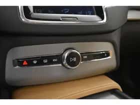 Volvo XC90 thumbnail 30