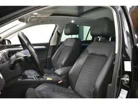 Volkswagen Passat (2016) thumbnail 11