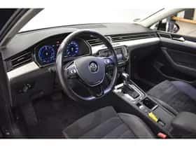 Volkswagen Passat (2016) thumbnail 18