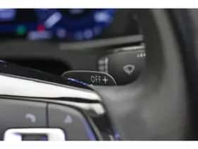 Volkswagen Passat (2016) thumbnail 34