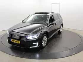 Volkswagen Passat (2016) thumbnail 51