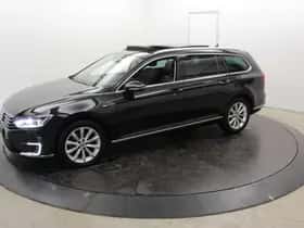 Volkswagen Passat (2016) thumbnail 54