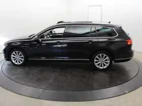 Volkswagen Passat (2016) thumbnail 58