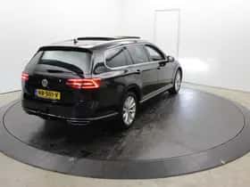 Volkswagen Passat (2016) thumbnail 69