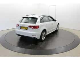 Audi A3 (2018) thumbnail 8
