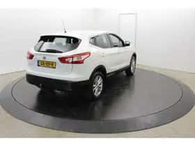 Nissan Qashqai (2015) thumbnail 6