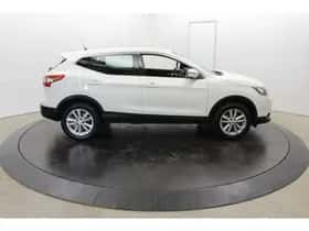 Nissan Qashqai (2015) thumbnail 8