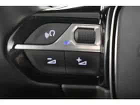 Peugeot 5008 (2020) thumbnail 14