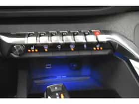 Peugeot 5008 (2020) thumbnail 9