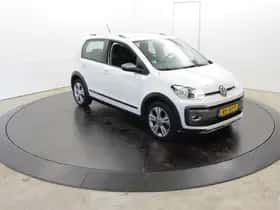 Volkswagen Up! (2018) thumbnail 47