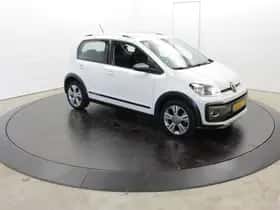Volkswagen Up! (2018) thumbnail 48