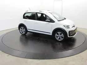 Volkswagen Up! (2018) thumbnail 49