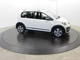 Volkswagen Up! (2018) thumbnail 50