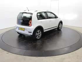 Volkswagen Up! (2018) thumbnail 57