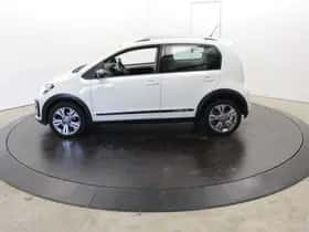 Volkswagen Up! (2018) thumbnail 70