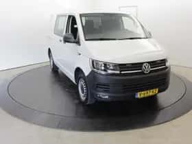 Volkswagen Transporter (2018) thumbnail 40