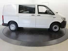 Volkswagen Transporter (2018) thumbnail 46