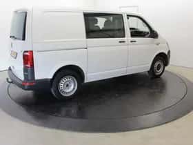 Volkswagen Transporter (2018) thumbnail 50
