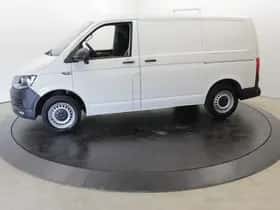 Volkswagen Transporter (2018) thumbnail 66