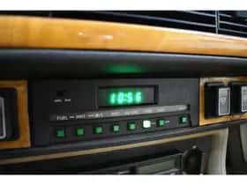 Jaguar XJ (1990) thumbnail 25