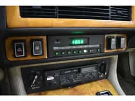 Jaguar XJ (1990) thumbnail 26