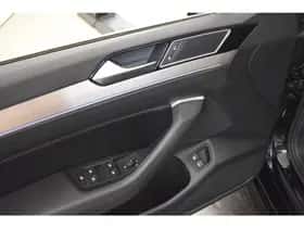 Volkswagen Passat (2018) thumbnail 18