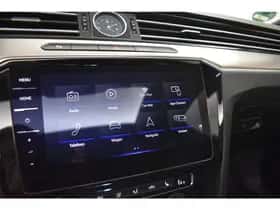 Volkswagen Passat (2018) thumbnail 28