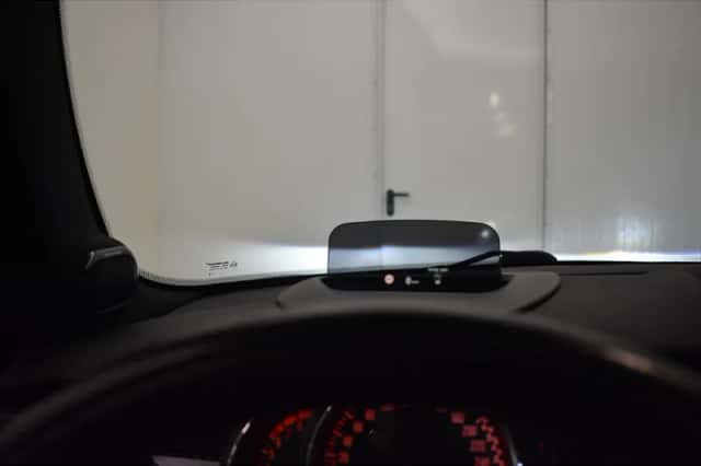 MINI Cooper (2019) thumbnail 4