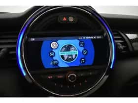 MINI Cooper (2019) thumbnail 5