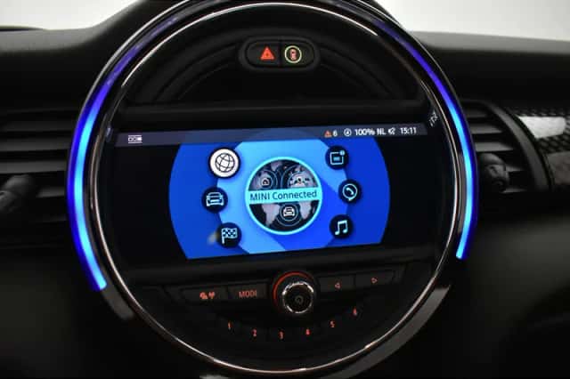 MINI Cooper (2019) thumbnail 6