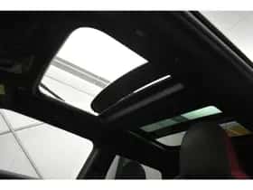 MINI Cooper (2019) thumbnail 8