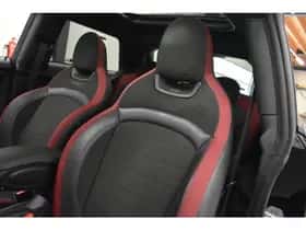 MINI Cooper (2019) thumbnail 9