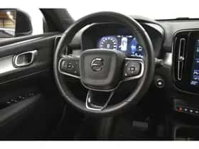 Volvo XC40 (2022) thumbnail 22