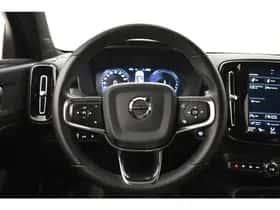 Volvo XC40 (2022) thumbnail 27