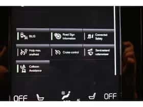 Volvo XC40 (2022) thumbnail 32