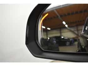Volvo XC40 (2022) thumbnail 9