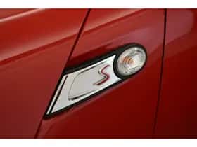 MINI Cooper S (2012) thumbnail 3