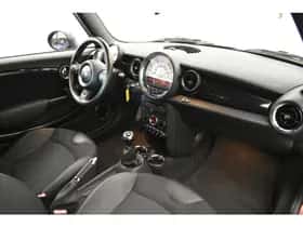 MINI Cooper S (2012) thumbnail 28