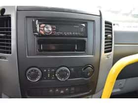 Volkswagen Crafter (2014) thumbnail 12