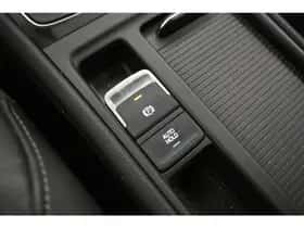 Volkswagen Golf (2014) thumbnail 37