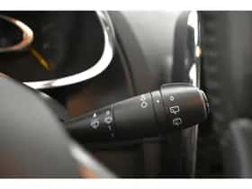 Renault Clio (2015) thumbnail 22