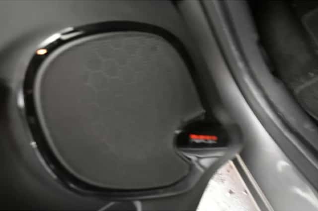 Renault Clio (2015) thumbnail 6