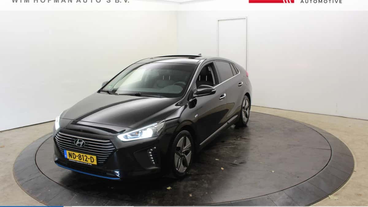 Hyundai Ioniq (2017) — foto 1